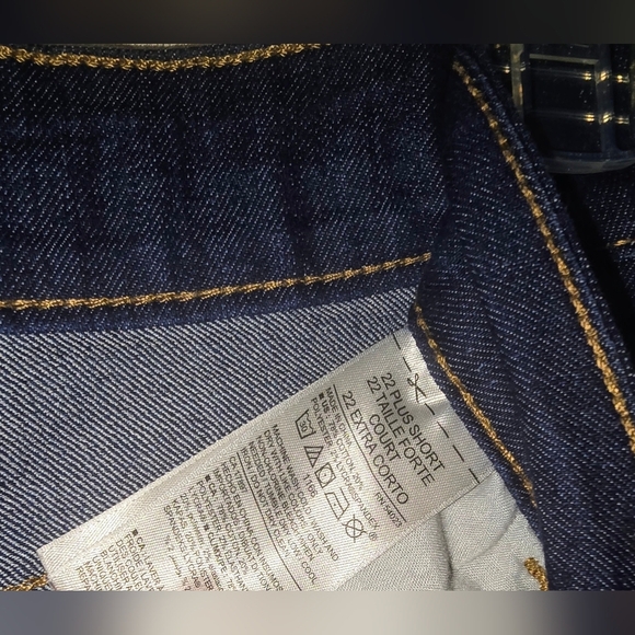 Women's Old Navy Plus Size Skinny Leg Blue Jeans - 22P Short - Picture 3 of 4